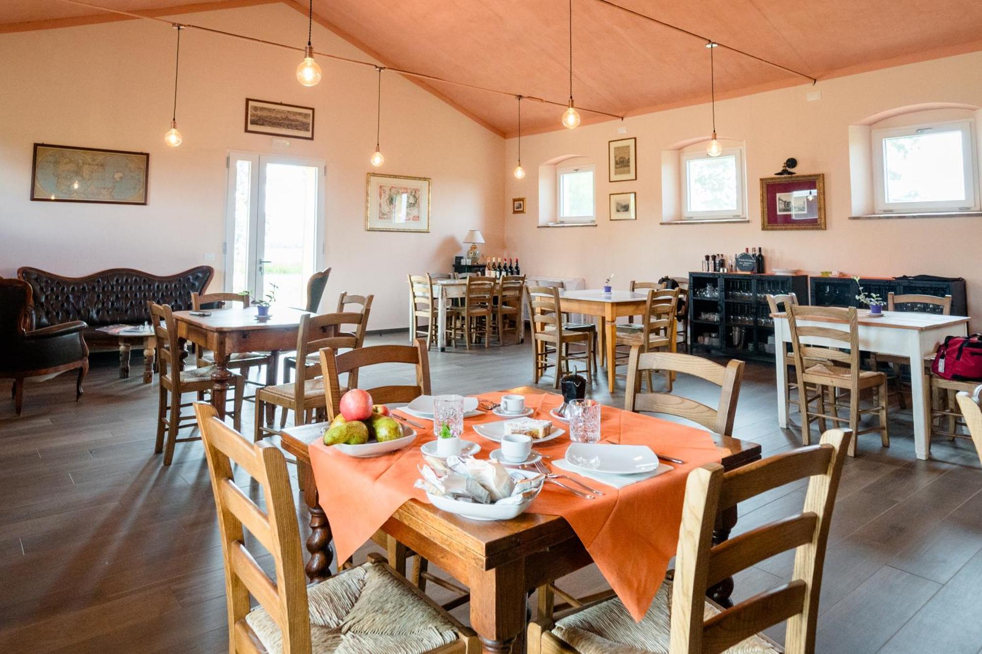 Agriturismo Bio Podere 109 - Wine&Food 알베레세 외부 사진